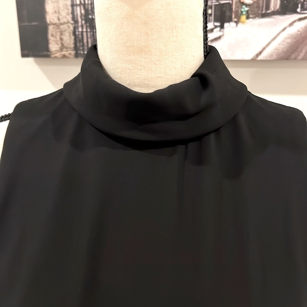 Vince Camuto Mock Neck Shift Dress - Picture 4 of 10
